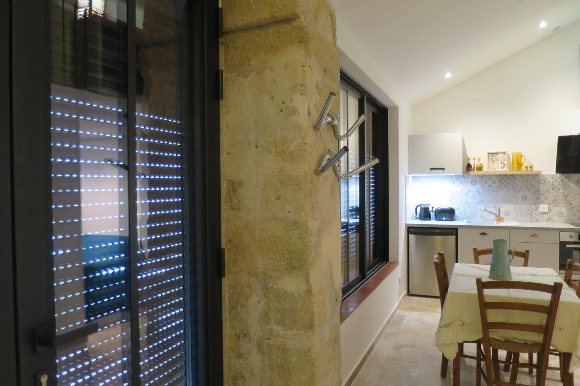 La Grotte Apartamento Sérignan-du-Comtat Exterior foto
