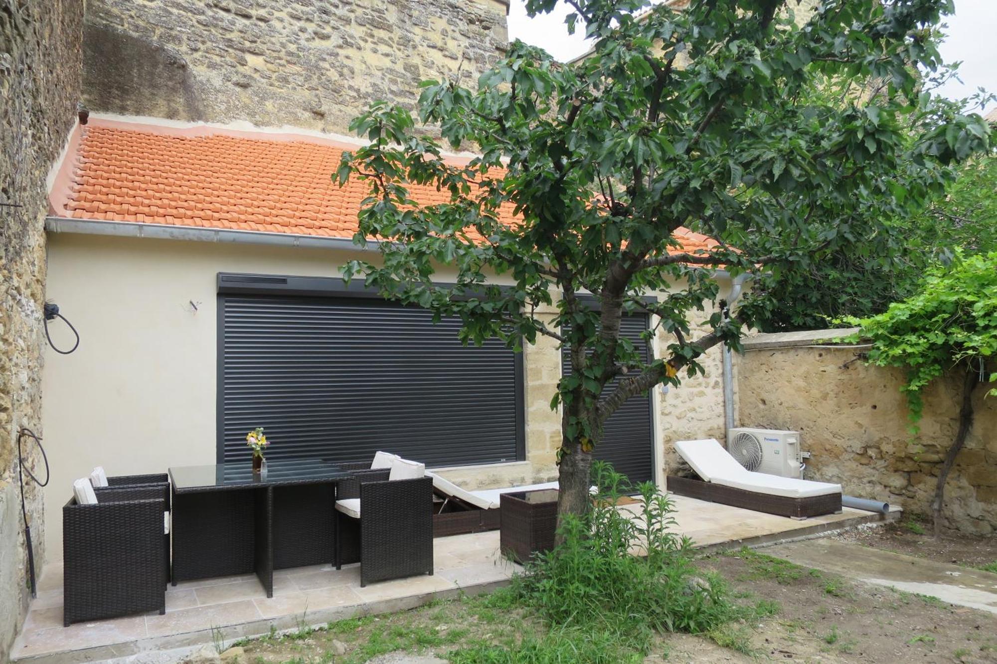 La Grotte Apartamento Sérignan-du-Comtat Exterior foto